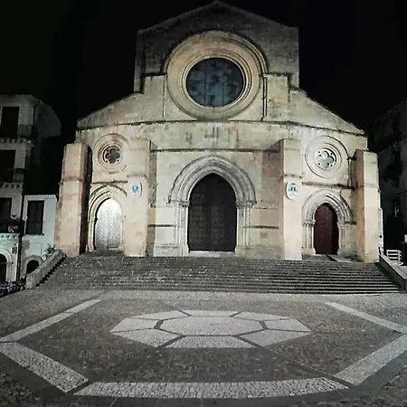 Erifra Piccolo 4*